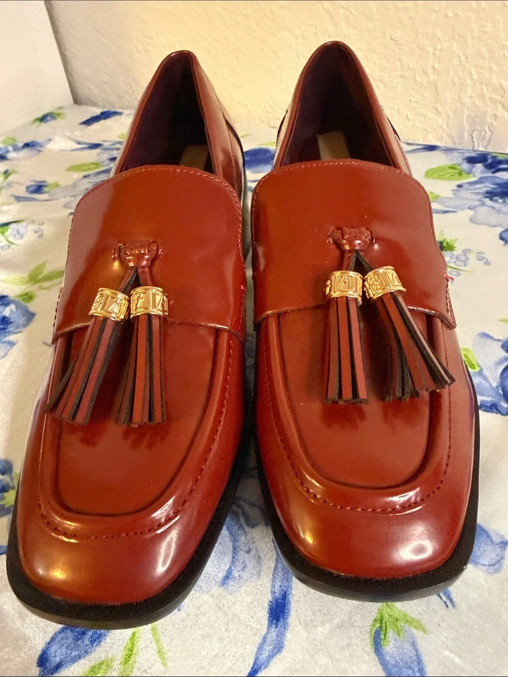 Franco Sarto Burgundy Patent Look Tassel Loafers with Gold Detail
